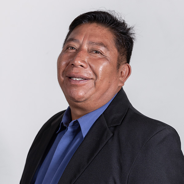 C. Arturo Javier Flores Romero