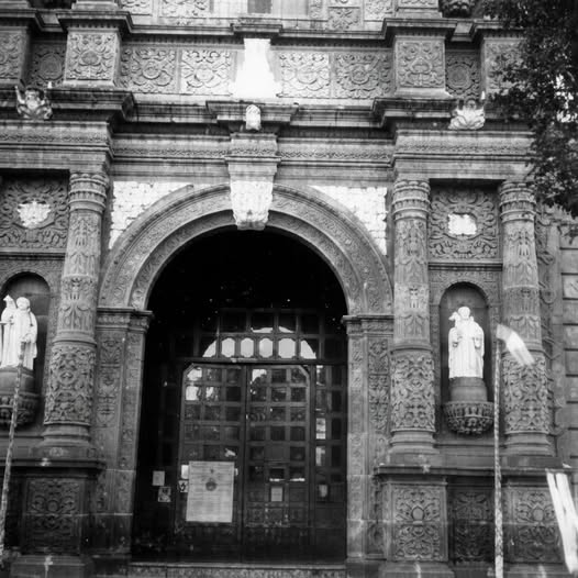 Fachada de nuestra parroquia de Santa Inés de 1930