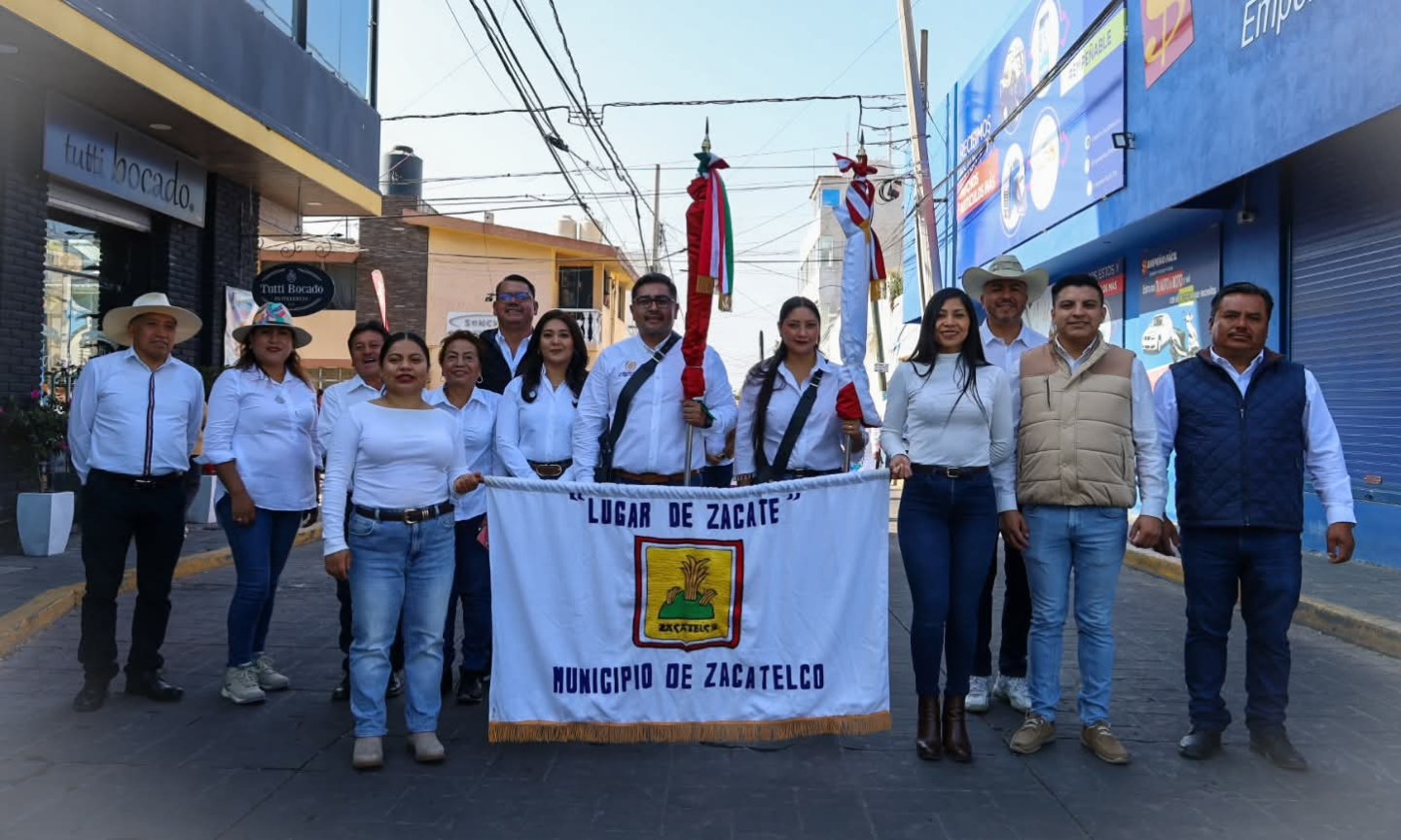 Zacatelco conmemora el CXV Aniversario del Inicio de la Revolución Mexicana con desfile cívico-escolar